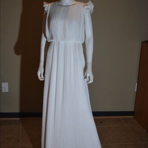 NWT lotus thread plated dress